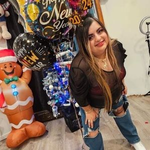 Meet your Posher, María